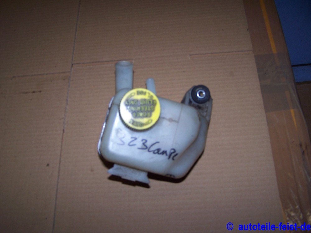 Ausgleichsbehälter für Servolenkung Mazda 323C BA Bj.97 96F243
